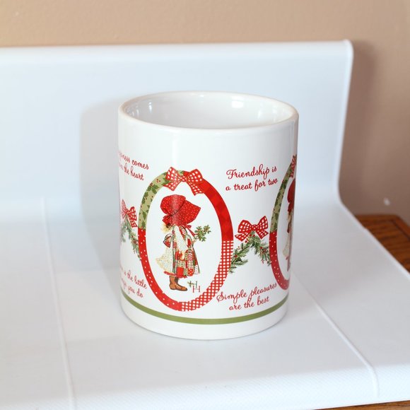 🍁5/$25🎃 Holly Hobbie Christmas Mug 2006 - Picture 2 of 4